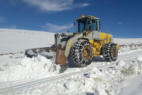 بارش برف ۹۴ راه روستایی در آذربایجان غربی را مسدود کرد