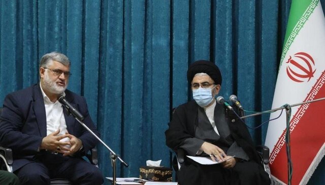 بومی سازی مسائل فرهنگی آذربایجان غربی ضروری است