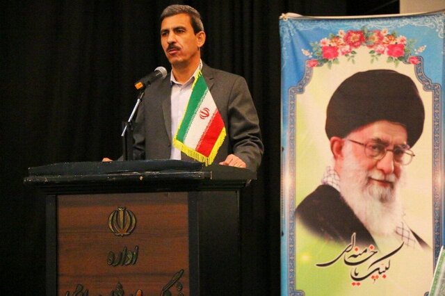 آموزش و پرورش کانون و نقطه اصلی تربیت در جامعه است