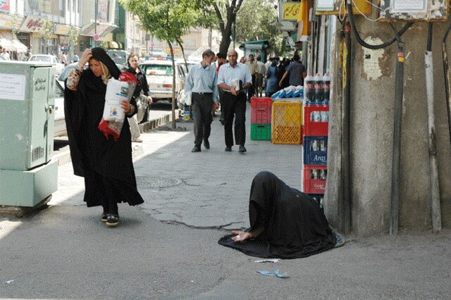 عکس تزئینی است متکدیان تمایل ندارند تحت پوشش نهادهای حمایتی باشند