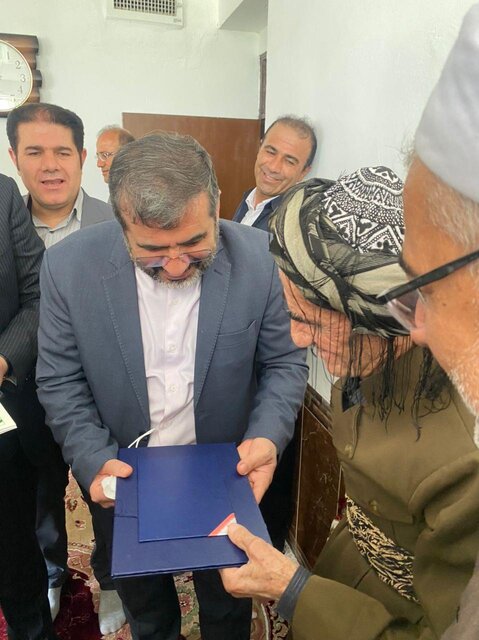 نشان درجه یک هنری بزودی به استاد موسیقی فولکلور سردشتی اهدا می شود