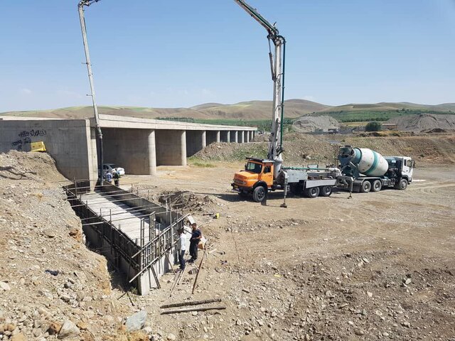 آغاز مطالعه و اجرای ۶ پروژه جدید ابنیه فنی و پل در محورهای ارتباطی آذربایجان غربی