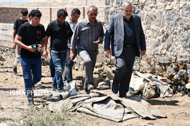 روانه شدن سیل در روستای یاریم قیه بخش بازرگان