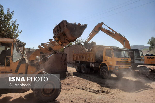 "خوی" را دریابید / مردم هنوز در فشار و استرس زلزله هستند