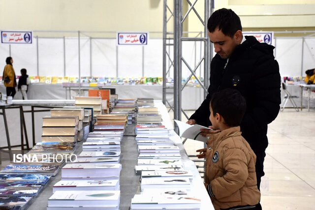 آغاز به کار نمایشگاه بزرگ کتاب در منطقه آزاد ماکو