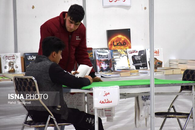 آغاز به کار نمایشگاه بزرگ کتاب در منطقه آزاد ماکو