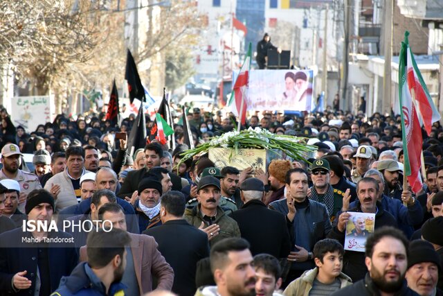 پیکر شهید گمنام دوران دفاع مقدس در بازرگان تشییع شد