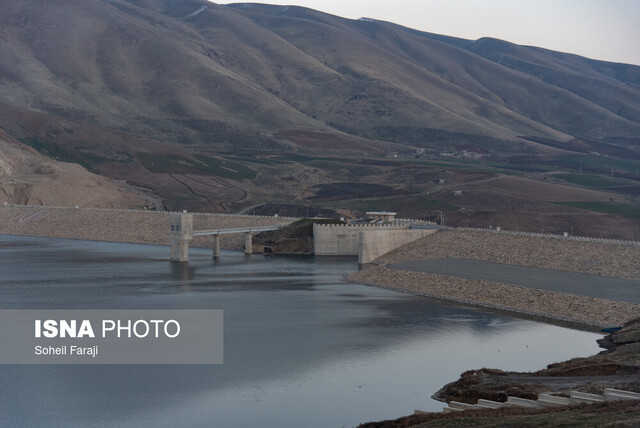 بازدید خبرنگاران  از  تونل انتقال آب  سد کانی‌سیب به دریاچه ارومیه