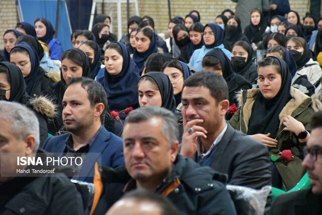 نواخته شدن زنگ انقلاب در منطقه آزاد ماکو