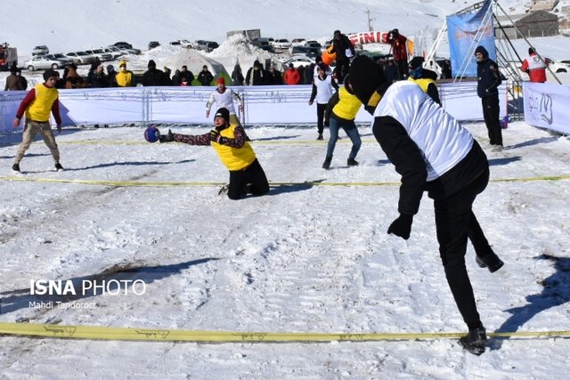 جشنواره زمستانه در منطقه آزاد ماکو 