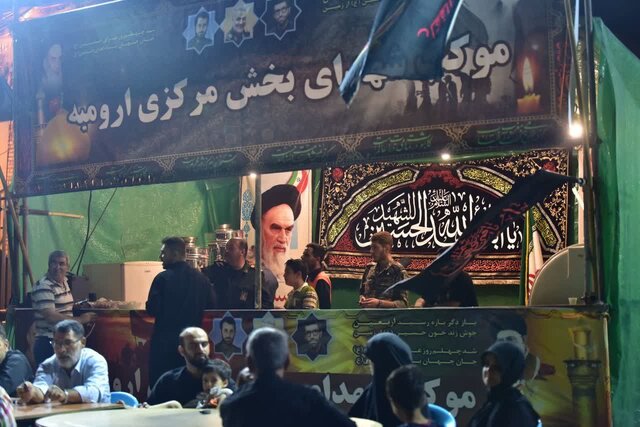 زیر خیمه اش همه یک خانواده ایم