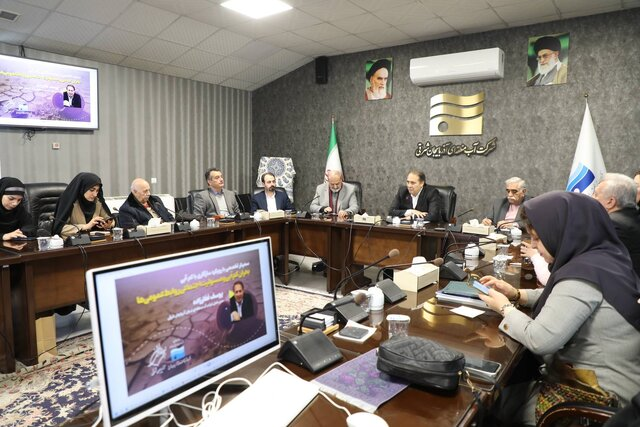 روابط عمومیها باید برای تصمیمگیران تصمیمسازی و کار علمی کنند