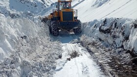 بازگشایی ۲۶۱محور روستای درگیر برف در آذربایجان غربی 