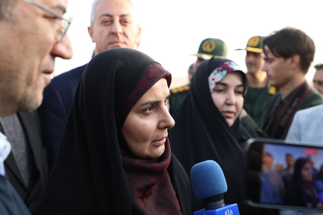 تصویر آرشیوی است وزیر راه و شهرسازی به آذربایجان غربی سفر کرد