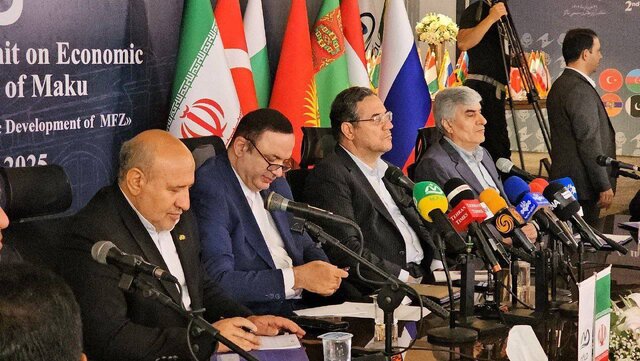در جای‌جای آذربایجان غربی آماده حمایت از فعالان اقتصادی هستیم