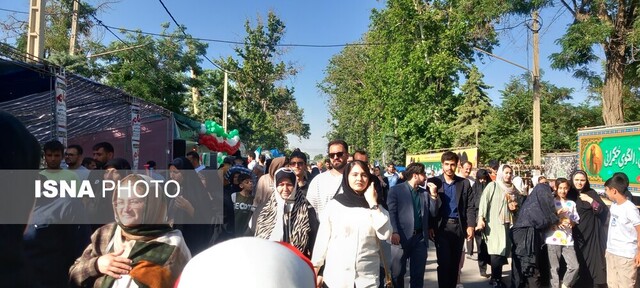 تجمع باشکوه و حماسی مردم با شعار «ایران، ذوالفقار علی(ع)» در ارومیه