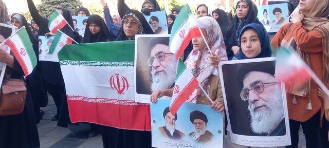 تجمع بزرگ مردمی "بشارت فتح" در ارومیه برگزار شد
