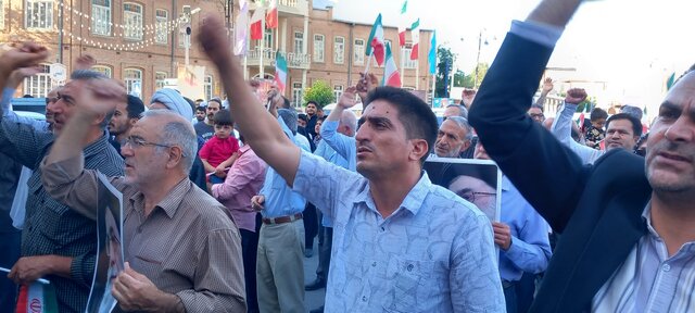 تجمع بزرگ مردمی "بشارت فتح" در ارومیه برگزار شد