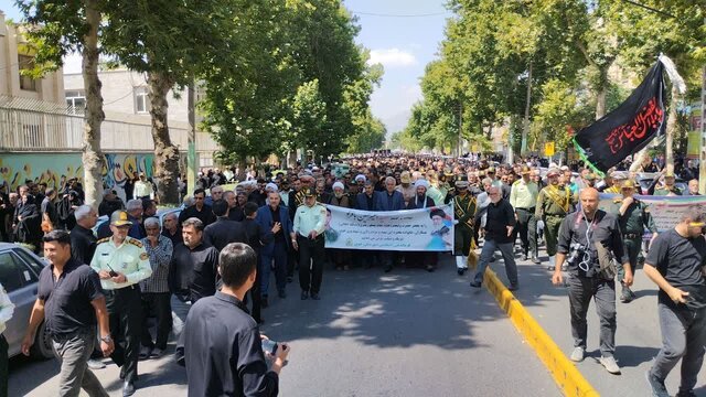 پیکر شهید مدافع وطن در خوی تشییع شد