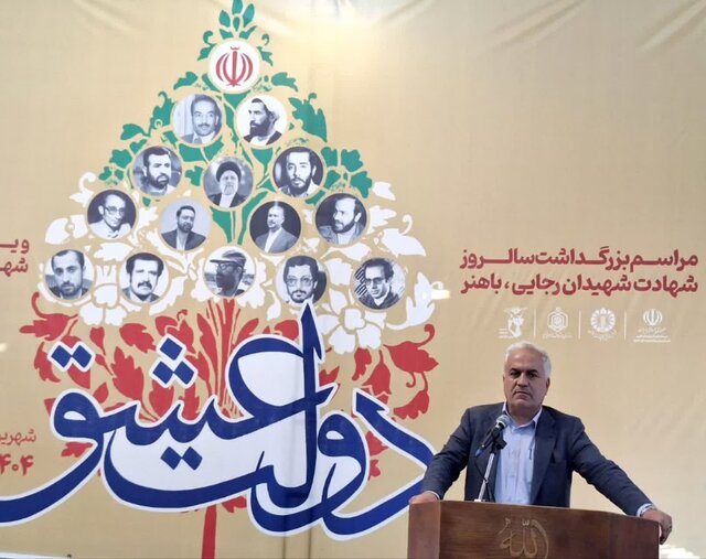 دولت با تمام توان برای حل مشکلات پای کار است
