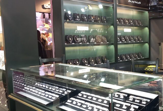 آغاز به کار اولین نمایشگاه تخصصی طلا و جواهر در ارومیه آغاز به کار اولین نمایشگاه تخصصی طلا و جواهر در ارومیه