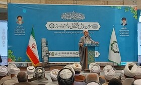 وحدت در بین امت‌های اسلامی تقویت شود