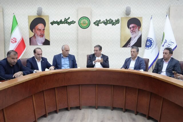 استاندار آذربایجان غربی: هیچ کس نباید نسبت به مشکلات و مسائل استان بی تفاوت باشد استاندار آذربایجان غربی: هیچ کس نباید نسبت به مشکلات و مسائل استان بی تفاوت باشد