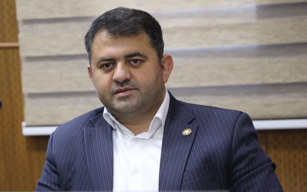 ارائه سرویس رایگان به کارمندان برای کاهش آلودگی هوا در ارومیه