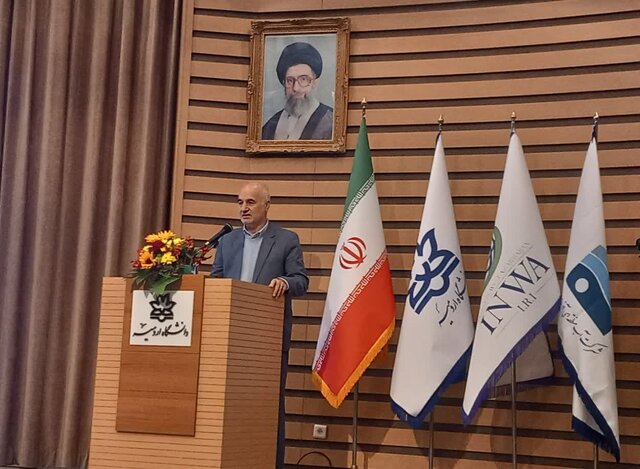 استاندار آذربایجان غربی: دریاچه ارومیه با مشارکت مردم احیا می‌شود