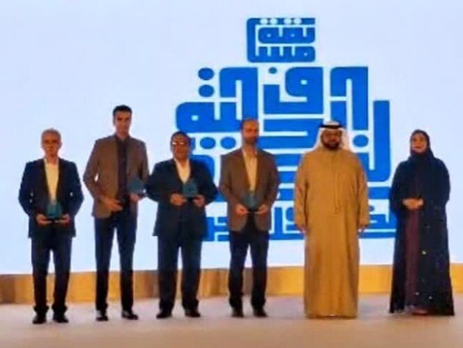 کسب رتبه برتر هنرمند خویی در مسابقات بین المللی خوشنویسی امارات