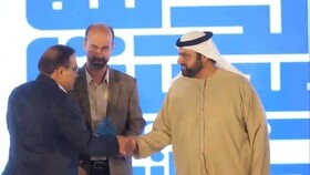 کسب رتبه برتر هنرمند خویی در مسابقات بین‌المللی خوشنویسی امارات