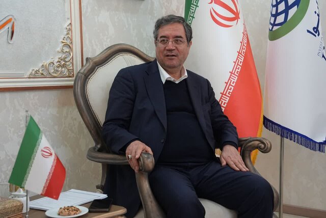 استاندار آذربایجان غربی: ارتباط مستقیم صادرکنندگان مسیر توسعه تجارت با اندونزی است