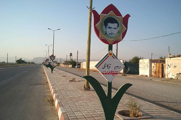 نصب بیش از ۲۵۰ سازه با تمثال شهدا در ارومیه