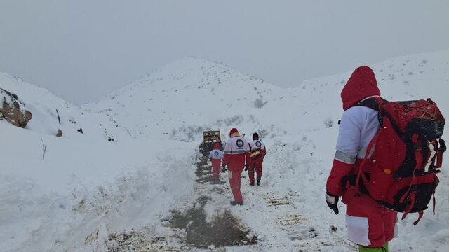 نجات ۱۴ نفر از دل کولاک سردشت