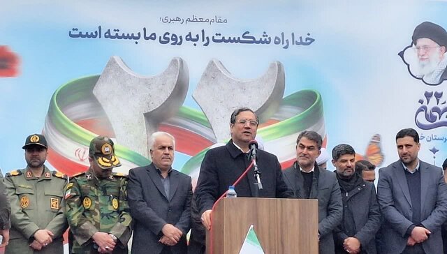 استاندار آذربایجان‌ غربی: دشمنان ملت توان دیدن موفقیت‌های ایران را ندارند