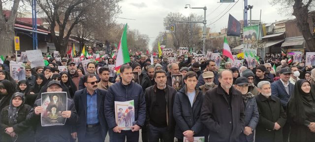 اجتماع میثاق مردم ارومیه برای بیعت با رهبر سوم انقلاب