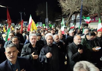 تداوم اتحاد و انسجام مردم ارومیه در تجمع شبانه بیعت با رهبری