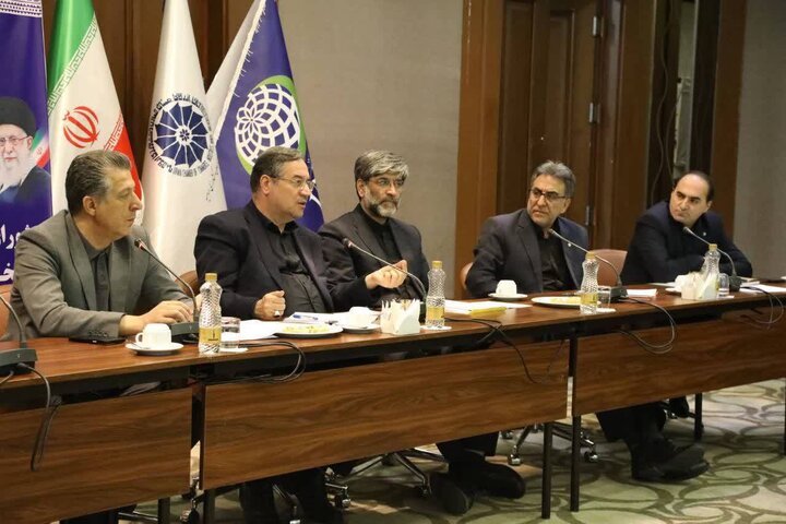 لزوم تقویت همکاری‌ها میان دولت و فعالان  بخش خصوصی در شرایط کنونی