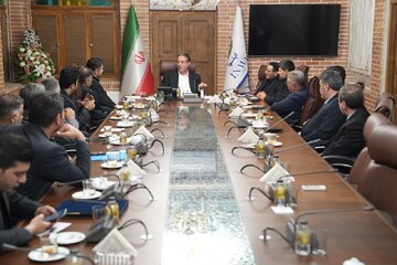 استاندار:
آذربایجان‌غربی بهشت راه‌های ارتباطی با دنیاست