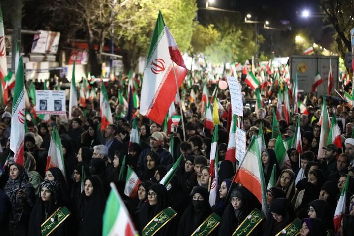 نمایش انسجام اجتماعی مردم ارومیه با حضور میدانی
