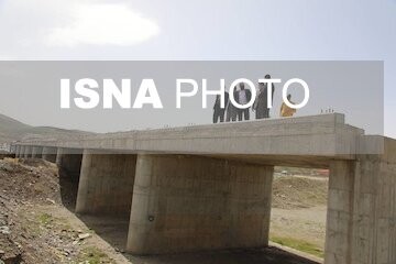عکس تزیینی است مسیر جایگزین پل آسیبدیده ابوالفارس رامهرمز امروز تکمیل میشود