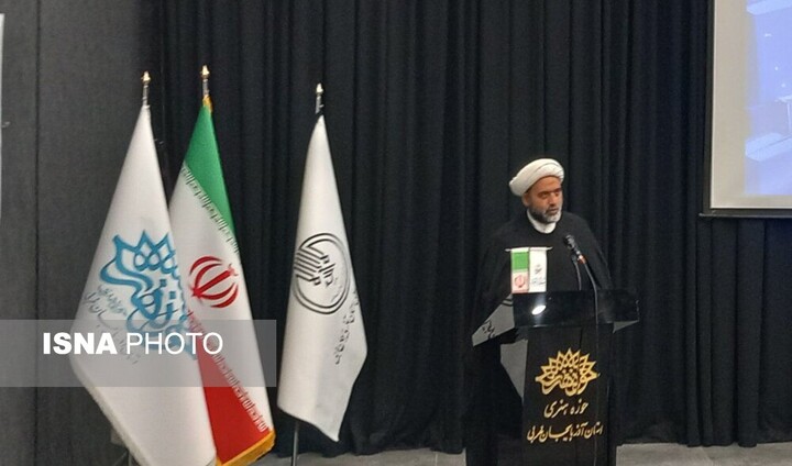 مدیرکل تبلیغات اسلامی آذربایجان غربی:علم انسان را به ابدیت پیوند می‌دهد