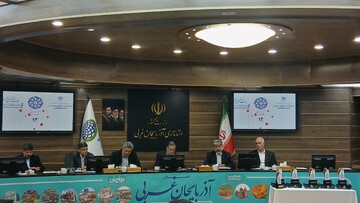 استاندار آذربایجان غربی برضرورت مدیریت ورود و توزیع کالاها در شرایط جنگ اقتصادی تاکید کرد