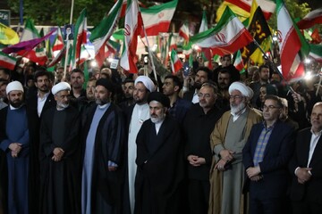 در شب هفتاد و دوم، میدان ولایت فقیه ارومیه همچنان میزبان خروش مردمی