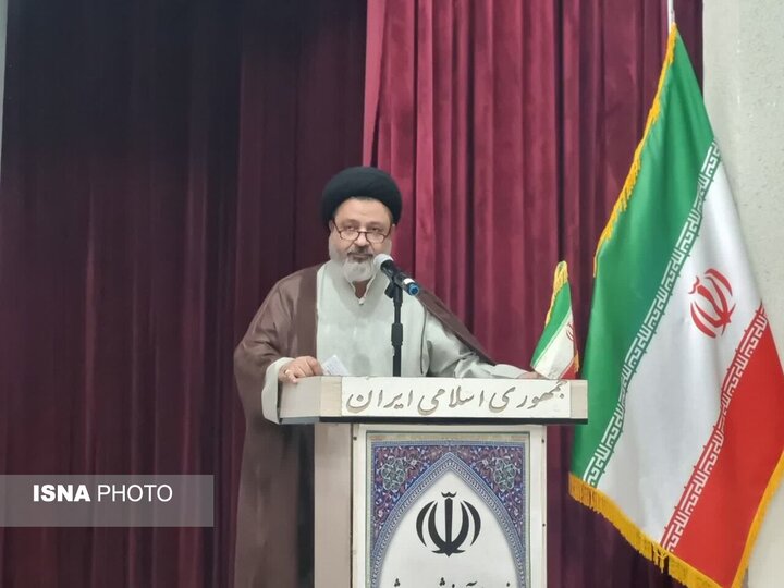 امام‌جمعه ماکو: آموزه‌های دینی به شکل صحیحی تبیین شود
