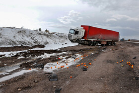 تصادف زنجیرهای ۴۰ خودرو در آزادراه «قزوین- زنجان»