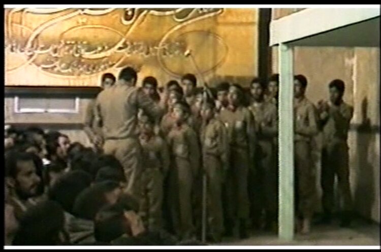 گروه سرود قزوینی که در حسینیه جماران غوغا به پا کرد