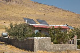 روستای «سیچانلو» در ۳۵ کیلومتری شهرستان تاکستان از توابع استان قزوین قرار دارد.