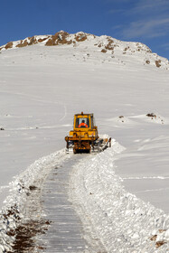 بازگشایی جاده روستای زناسوج در الموت قزوین