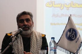 دشمن به دنبال وارونه سازی حق و باطل است